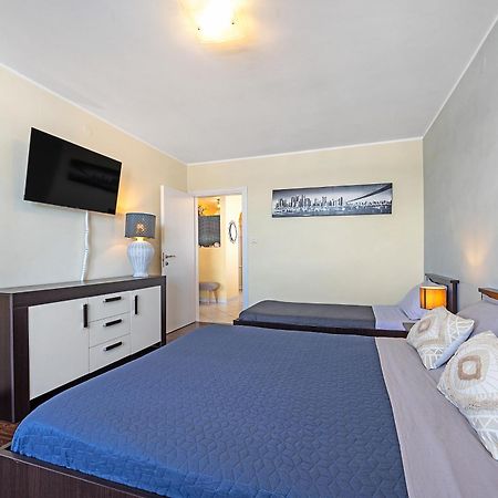 Apartment Seaview Arena Pula Exterior photo